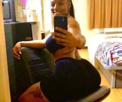 Lyric — Mature Real & Discreet Thick-Thighed Escort (Dallas, TX) - Image 5