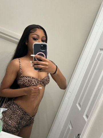 New 18 Petite Escort — Incall or Outcall (deposit required) - 1