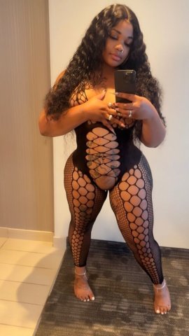 Austin Beautiful Caramel Beauty — Bunny Vibes, Clean & Discreet Experience - 1