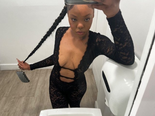 Miami Incall/Outcall Local — Face Verification Sessions - 1