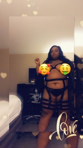 Modesto, CA Short Sexy Female Escort (4'10) — new in town - 1