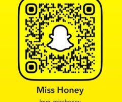 Miami Female Escort — Incall, Outcall, and Car/Hotel Service - Image 4
