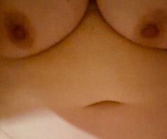 Sexy Curvy White Cougar — GFE with BJ, DP, and bisexual encounters (Lauren) - Image 4