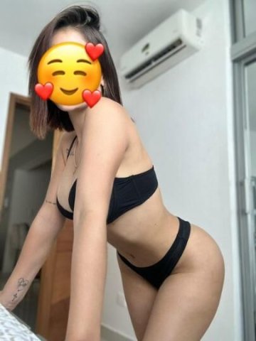 Concord New Hampshire Female Escort — 24HR Outcall & Incall - 1