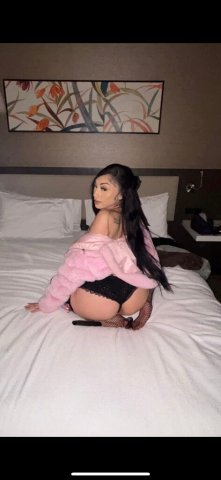 North Bay CA Latina Escort — Photos verified, FaceTime available - 1