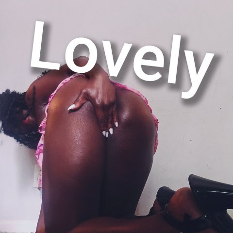 Petite Mature Female Escort in Charlotte — Oral & Ass Worship - 1