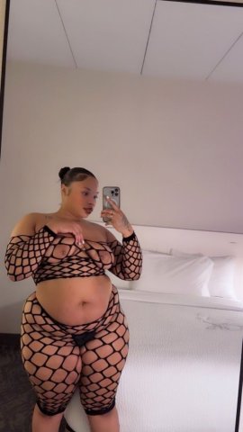 Independent BBW Latina Escort — 24/7 girlfriend treatment - 1