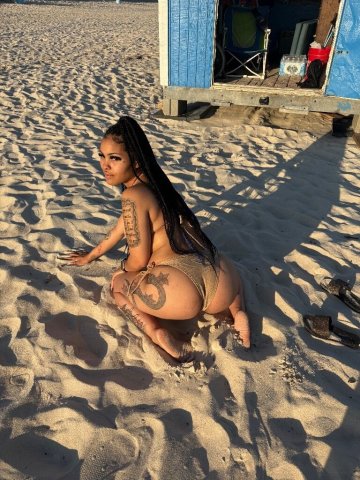 Norfolk, VA Female Escort — Pro-style oral services - 1