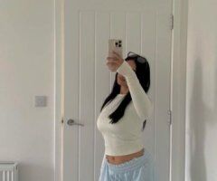 Reno escorts - Reno Female Escort — 45 min sessions, new girl in town