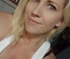 Las Vegas MILF Wednesday specials — outcalls & car fun - Image 3