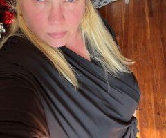 Buffalo escorts - South Buffalo Female Escort — Hump Day QS Special (No Bareback/No Anal)