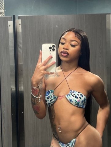 Fort Lauderdale Female Escort — In-calls Only (Cream & Squirt) - 1