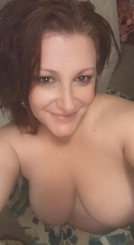 Queens MILF Escort (39) — In-call, Out-call & Car Dates - 1