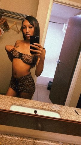 Kash — Detroit Outcall Female Escort - 1