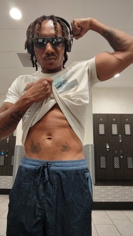 Palm Springs Male Escort — 8 Inch, Clean-Shaved, Travel Handsome BBC Thug - 1