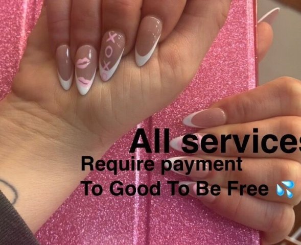Nashville Female Escort — brunette curvy soft visits - 1