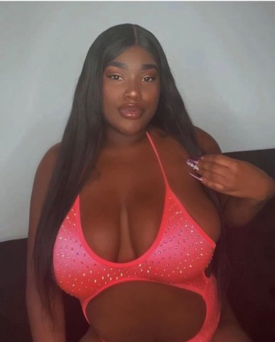 Los Angeles CA Female Escort — Outcall available - 1