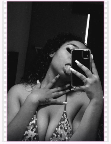 East Bay Female Escort — 1 Hour Meet & Greet (First-Time Clients Only), Outcalls Only - 1