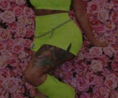 Miami Female Escort — Uber Outcalls Only, 30 - Image 2