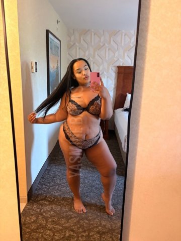 Greenville Female Escort — Fem-Dom, massages, pegging & feet play - 1
