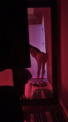 Pittsburgh PA Fetish-Friendly Petite Escort — Visiting Town - 1