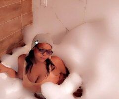 Miami escorts - Miami Female Escort — Car Fun 60