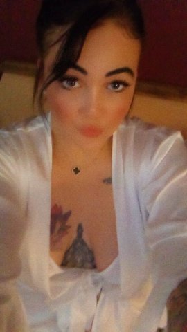Wet & tatted 28 — Louisville KY female escort (CV only) - 1