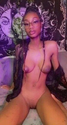 Fayetteville NC Female Escort — 24/7 Snapchat FaceTime + Car Fun - 1