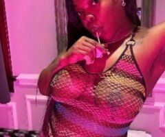 Charleston Female Escort — TikTok & Soft Cum Play - Image 2