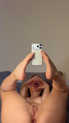 Minneapolis/St. Paul Female Escort — Oral Services (Suck, Lick, Kiss) + 69 - 1