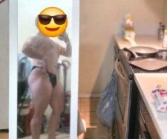 Long Beach escorts - Long Beach Fitness Model — Athletic Bodybuilder / Powerlifter