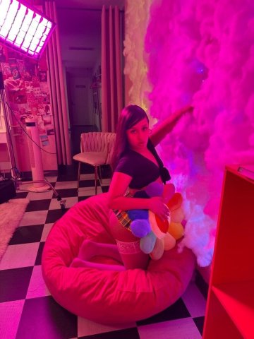 San Antonio Texas Tiny Firecracker — Discreet Nuru, Girlfriend & BBBJ - 1