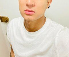 Washington D.C. escorts - Washington D.C. Women-Only Male Escort for Threesomes