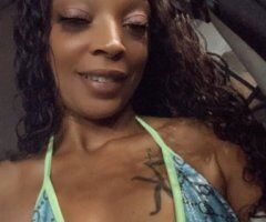 Inland Empire escorts - Inland Empire Female Escort — massage, body rubs + Greek available