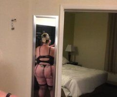 Amber & Viixen “2 Girl Specials” in Bakersfield, CA - Image 2