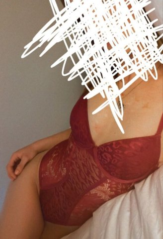 Long Island Female Escort — FT Shows, Video Verification & Throat Goat - 1