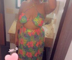 Kansas City escorts - Kansas City MO 22 — Light Bright Freak, Two Girl Play & Throat Game