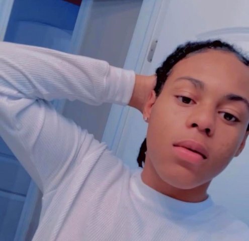 North Jersey Male Escort — Versatile Masc/Fem, Dom/Sub, Incall/FaceTime - 1