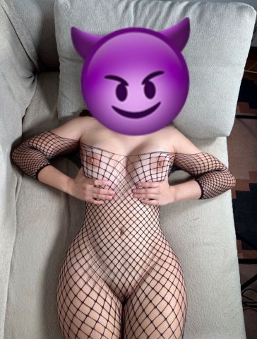 Hola amor, soy Natti (23) — nueva en Seattle - 1