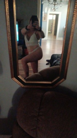 Cincinnati Female Escort — Redhead, 5'5 with Hazel Eyes - 1
