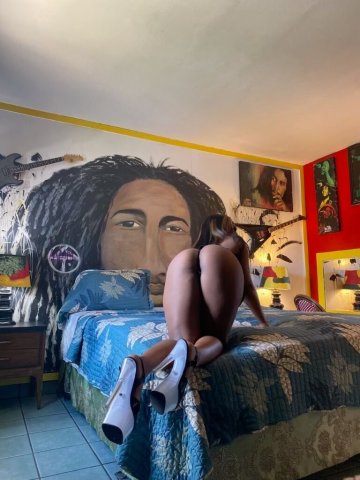 San Fernando Valley Exotic Beauty — In-Call Only (24) - 1