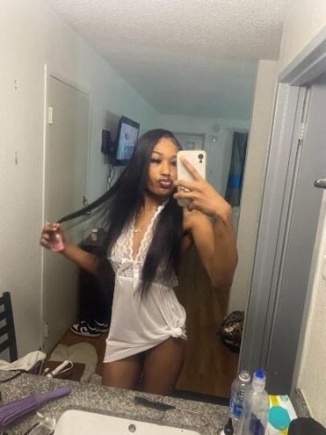 Mercedez — Private In/Out Escort in Little Rock - 1