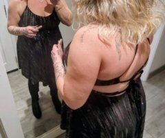 Charlotte escorts - Charlotte Blonde MILF Escort for Couples or Singles (Husband Involved) — 4'11
