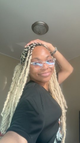 Detroit, MI Female Escort — Discreet outcalls & car dates (your car) - 1