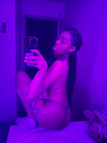 Oklahoma City Female Escort — curvy dream doll - 1