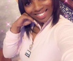 Lyric — Discreet Female Escort (Dallas, Texas) for Mature Men - Image 3