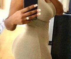 Lyric — Discreet Female Escort (Dallas, Texas) for Mature Men - Image 4