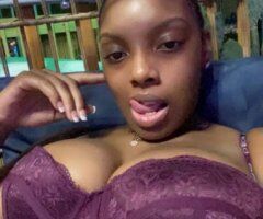 Lyric — Discreet Female Escort (Dallas, Texas) for Mature Men - Image 5