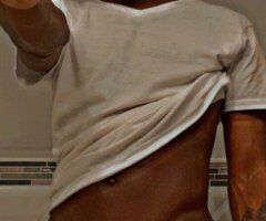Long Island escorts - Long Island NY Male Escort — chill company, females only