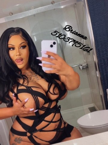 Brianna (Concord) — Curvy Female Escort, Outcalls Only - 1